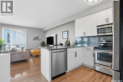 201 158 Pawlychenko Lane, Saskatoon, SK - Indoor Photo Showing Kitchen With Stainless Steel Kitchen