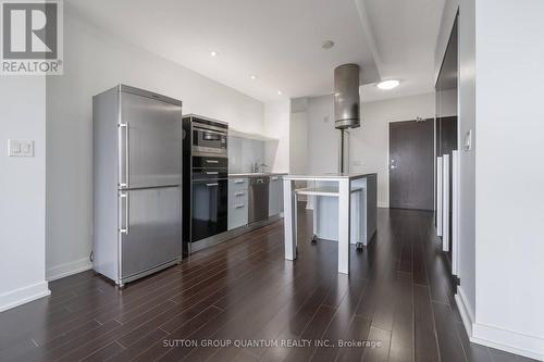 1810 - 38 Dan Leckie Way, Toronto, ON - Indoor Photo Showing Kitchen