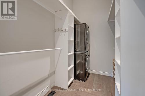 403 Smith Avenue, Burlington, ON - Indoor With Storage