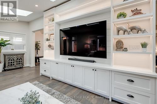 403 Smith Avenue, Burlington, ON - Indoor Photo Showing Other Room