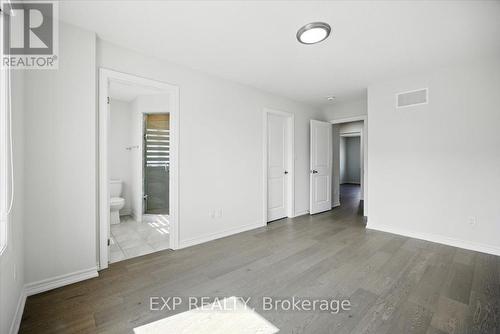 27 Mockingbird Lane E, Hamilton, ON - Indoor Photo Showing Other Room