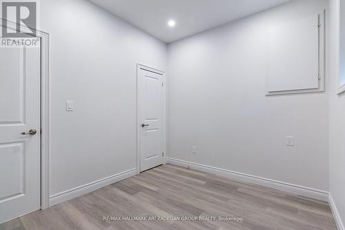 B - 177 The Queensway S, Georgina, ON - Indoor Photo Showing Other Room