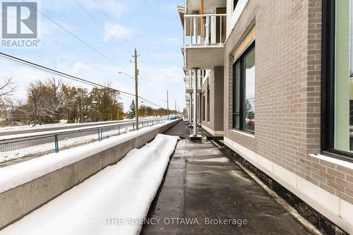 304 - 3071 Riverside Drive, Ottawa, ON - Outdoor