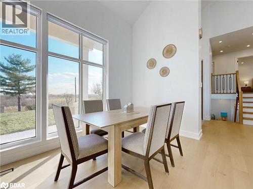 521 Old York Road, Burlington, ON - Indoor Photo Showing Dining Room