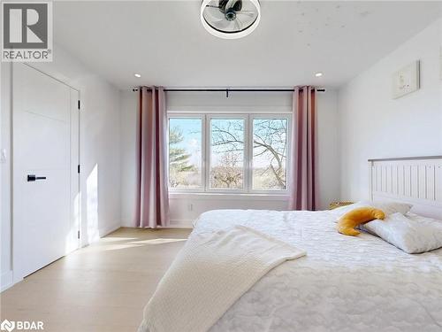 521 Old York Road, Burlington, ON - Indoor Photo Showing Bedroom
