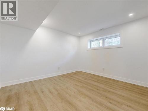 521 Old York Road, Burlington, ON - Indoor Photo Showing Other Room