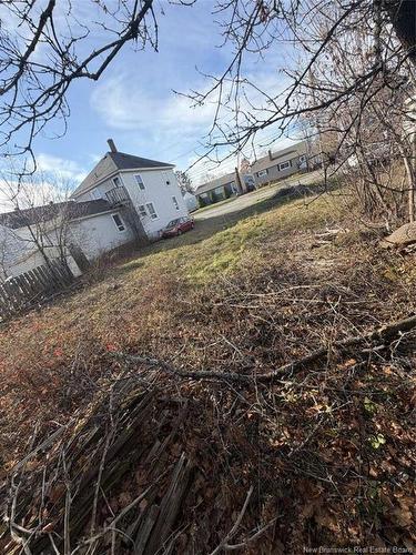 15 Sixth St, Moncton, NB 