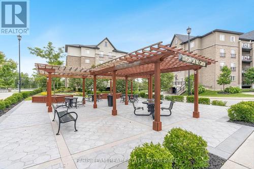 210 - 40 Ferndale Drive S, Barrie, ON - Outdoor