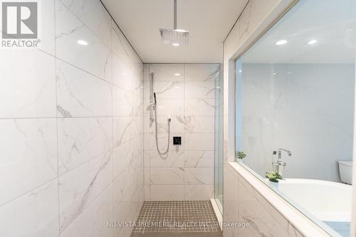 3354 Mersea Street E, London South (South V), ON - Indoor Photo Showing Bathroom