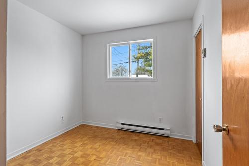 Bedroom - 60 Rue Du Mont-Plaisant, Châteauguay, QC - Indoor Photo Showing Other Room