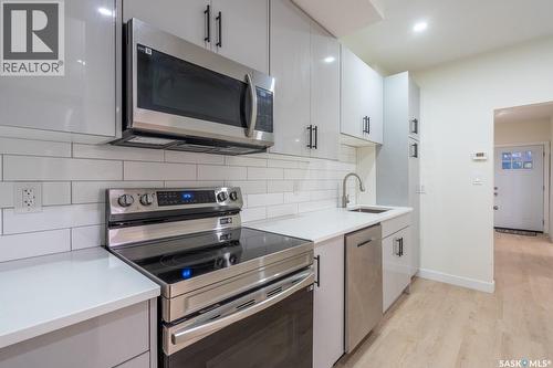 1906 CAMERON STREET  Regina, SK S4T 2V1