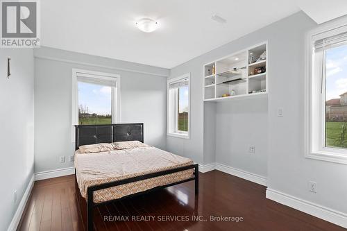 5 Farina Drive, Brampton, ON - Indoor Photo Showing Bedroom