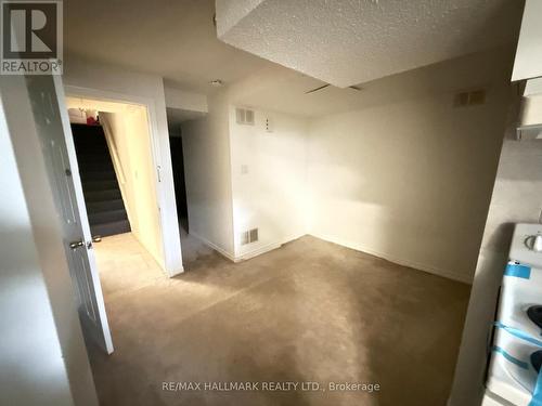 5923 Sidmouth Street, Mississauga, ON - Indoor Photo Showing Other Room