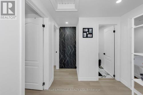 195 Randi Road, Mississauga, ON - Indoor Photo Showing Other Room