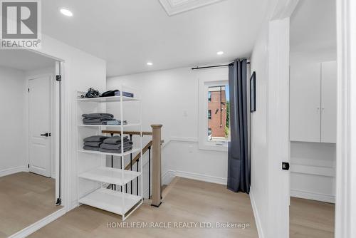 195 Randi Road, Mississauga, ON - Indoor Photo Showing Other Room