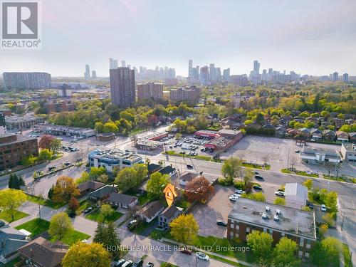 195 Randi Road, Mississauga, ON - Outdoor With View