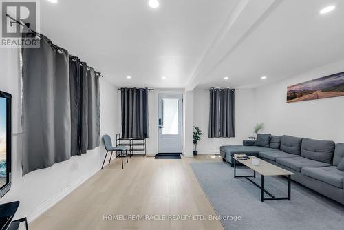 195 Randi Road, Mississauga, ON - Indoor