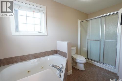 15 Christopher Place, White City, SK - Indoor Photo Showing Bathroom