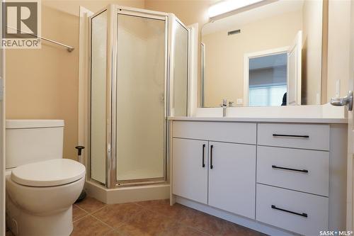 15 Christopher Place, White City, SK - Indoor Photo Showing Bathroom