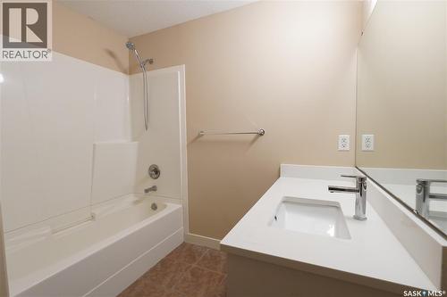 15 Christopher Place, White City, SK - Indoor Photo Showing Bathroom