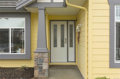 2040 Sussex Dr, Courtenay, BC 