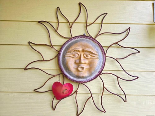 2040 Sussex Dr, Courtenay, BC 