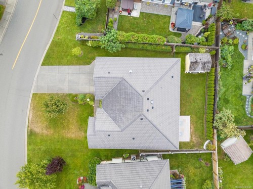 2040 Sussex Dr, Courtenay, BC 