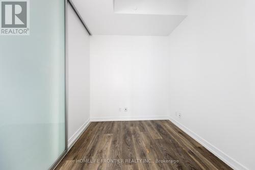 5001 - 5 Buttermill Avenue, Vaughan, ON - Indoor Photo Showing Other Room