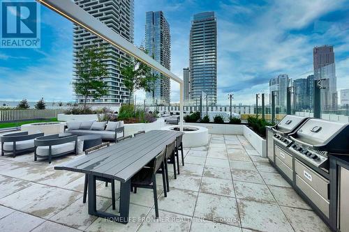 5001 - 5 Buttermill Avenue, Vaughan, ON - Outdoor