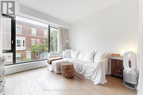 201 - 530 Indian Grove, Toronto, ON - Indoor Photo Showing Bedroom