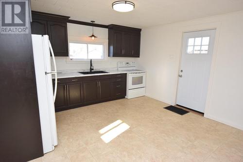 23 Main St, Iron Bridge, ON - Indoor Photo Showing Kitchen