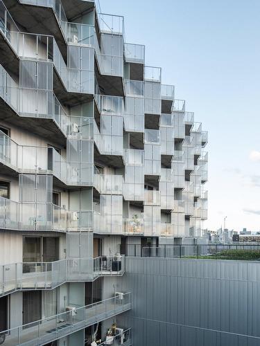 Back facade - 807-2114 Rue Ste-Catherine E., Montréal (Ville-Marie), QC - Outdoor