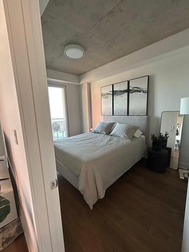 Primary bedroom - 807-2114 Rue Ste-Catherine E., Montréal (Ville-Marie), QC - Indoor Photo Showing Bedroom