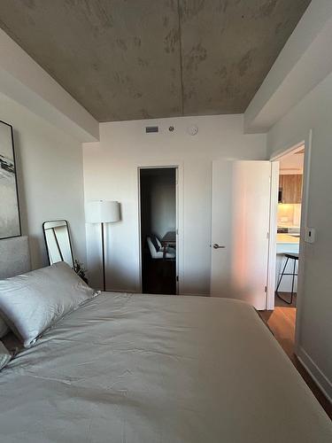 Primary bedroom - 807-2114 Rue Ste-Catherine E., Montréal (Ville-Marie), QC - Indoor Photo Showing Bedroom