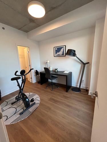 Bedroom - 807-2114 Rue Ste-Catherine E., Montréal (Ville-Marie), QC - Indoor Photo Showing Gym Room