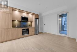 812 - 60 CENTRAL PARK ROADWAY  Toronto, ON M9A 3K1