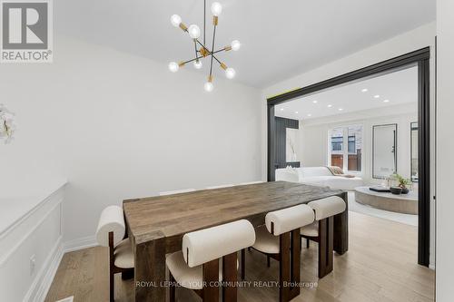 1 Byblos Court, East Gwillimbury, ON - Indoor Photo Showing Dining Room