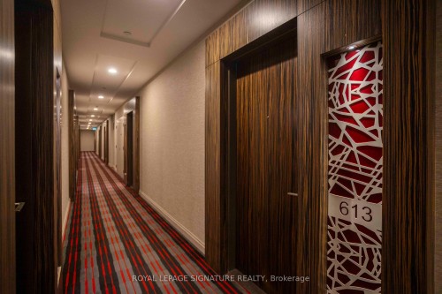 613-8763 Bayview Avenue, Richmond Hill, ON - Indoor Photo Showing Other Room