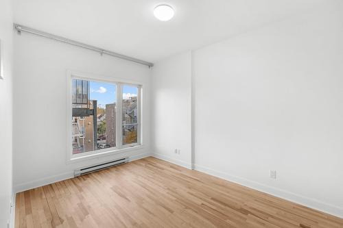 Chambre à coucher principale - 302-7355 Av. Léonard-De Vinci, Montréal (Villeray/Saint-Michel/Parc-Extension), QC - Indoor Photo Showing Other Room