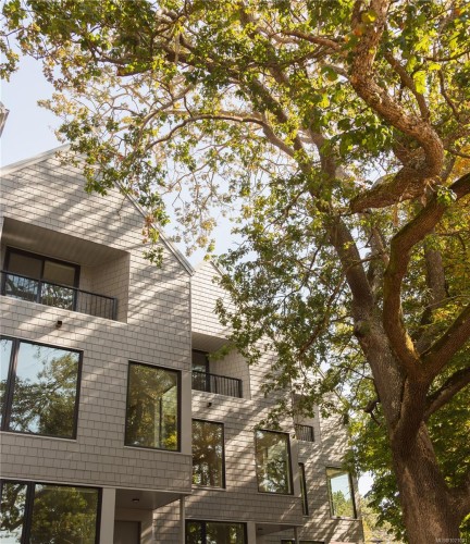 7-909 Redfern St, Victoria, BC 