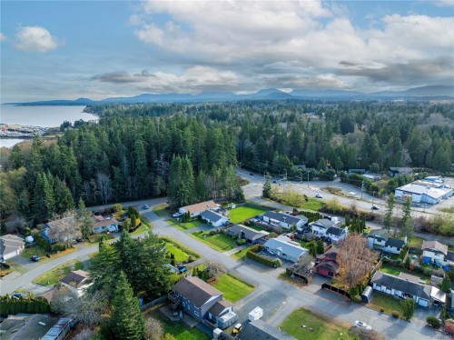 1592 Dalmatian Dr, Parksville, BC 