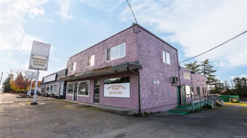 3890 Carey Rd, Saanich, BC 