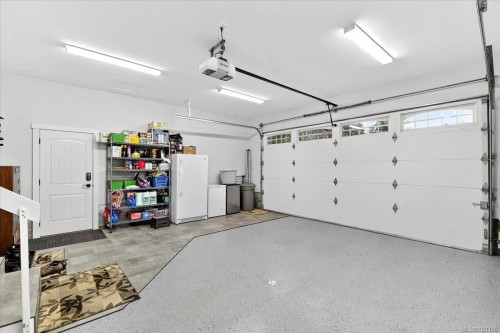 5150 Maebelle Rd, Port Alberni, BC 