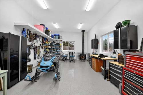 5150 Maebelle Rd, Port Alberni, BC 