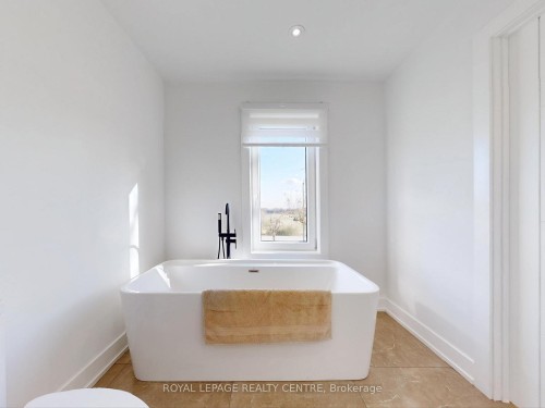 521 Old York Road, Burlington, ON - Indoor