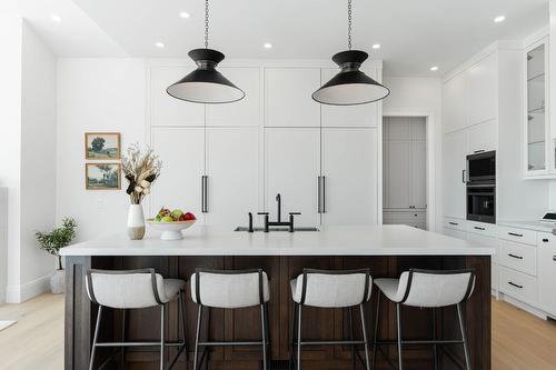 1327 Vineyard Drive, West Kelowna, BC - Indoor