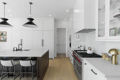 1327 Vineyard Drive, West Kelowna, BC - Indoor