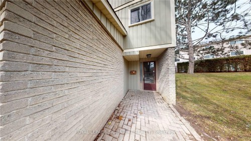 43-51 Paulander Drive, Kitchener, ON - Outdoor
