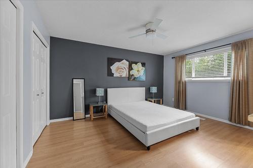 109-4-7841 Highway 97 N, Kelowna, BC - Indoor Photo Showing Bedroom