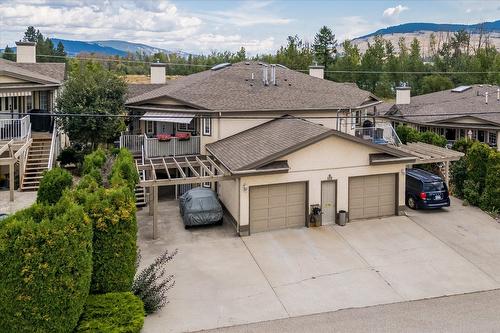 109-4-7841 Highway 97 N, Kelowna, BC - Outdoor
